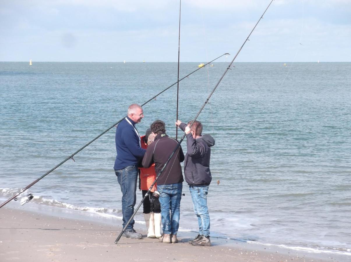 Vakantiehuisje Gelegen Op Een Kattensprong Van Veerse Meer En Noordzee! Kamperland Exterior photo